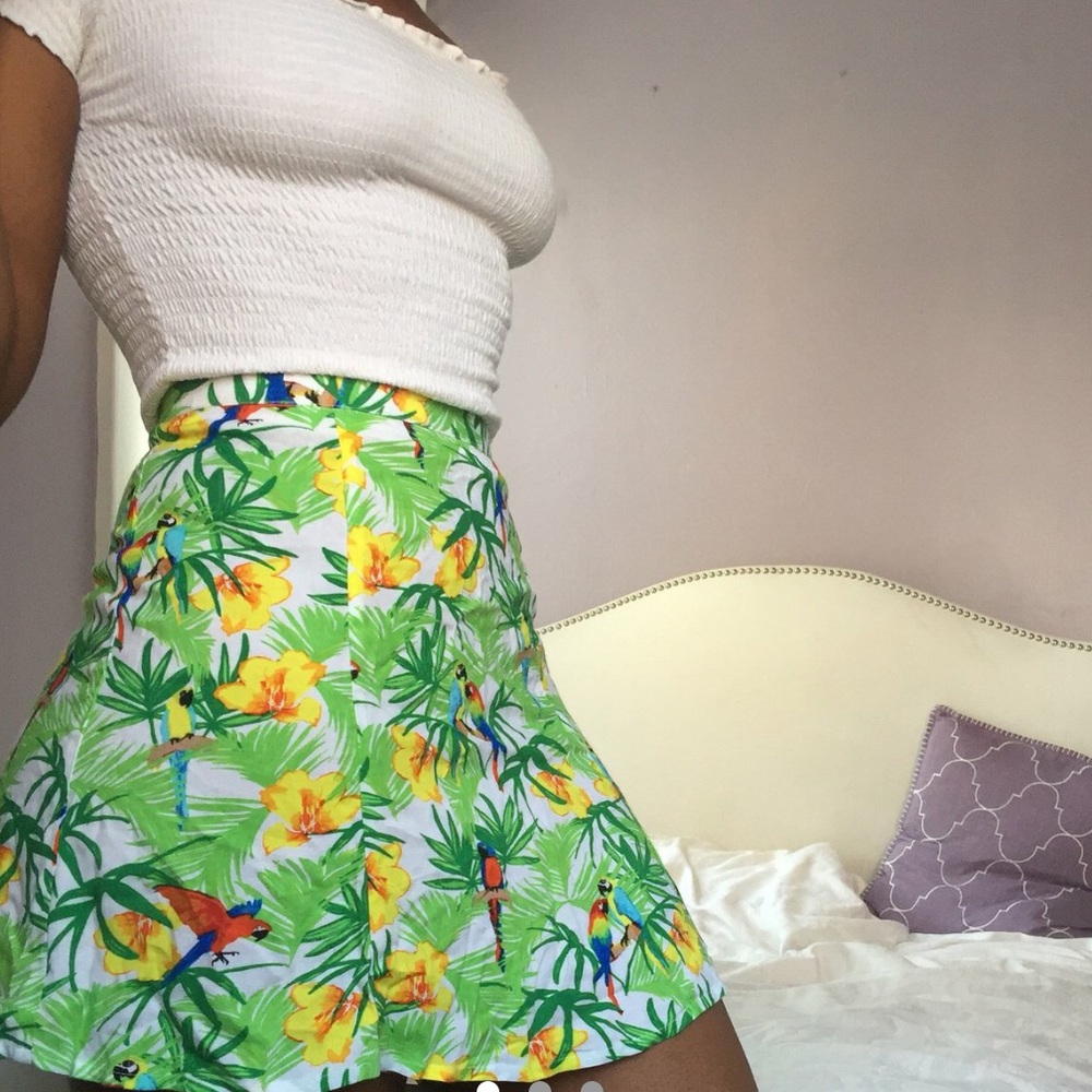 American Apparel LuLu skirt in tropical print